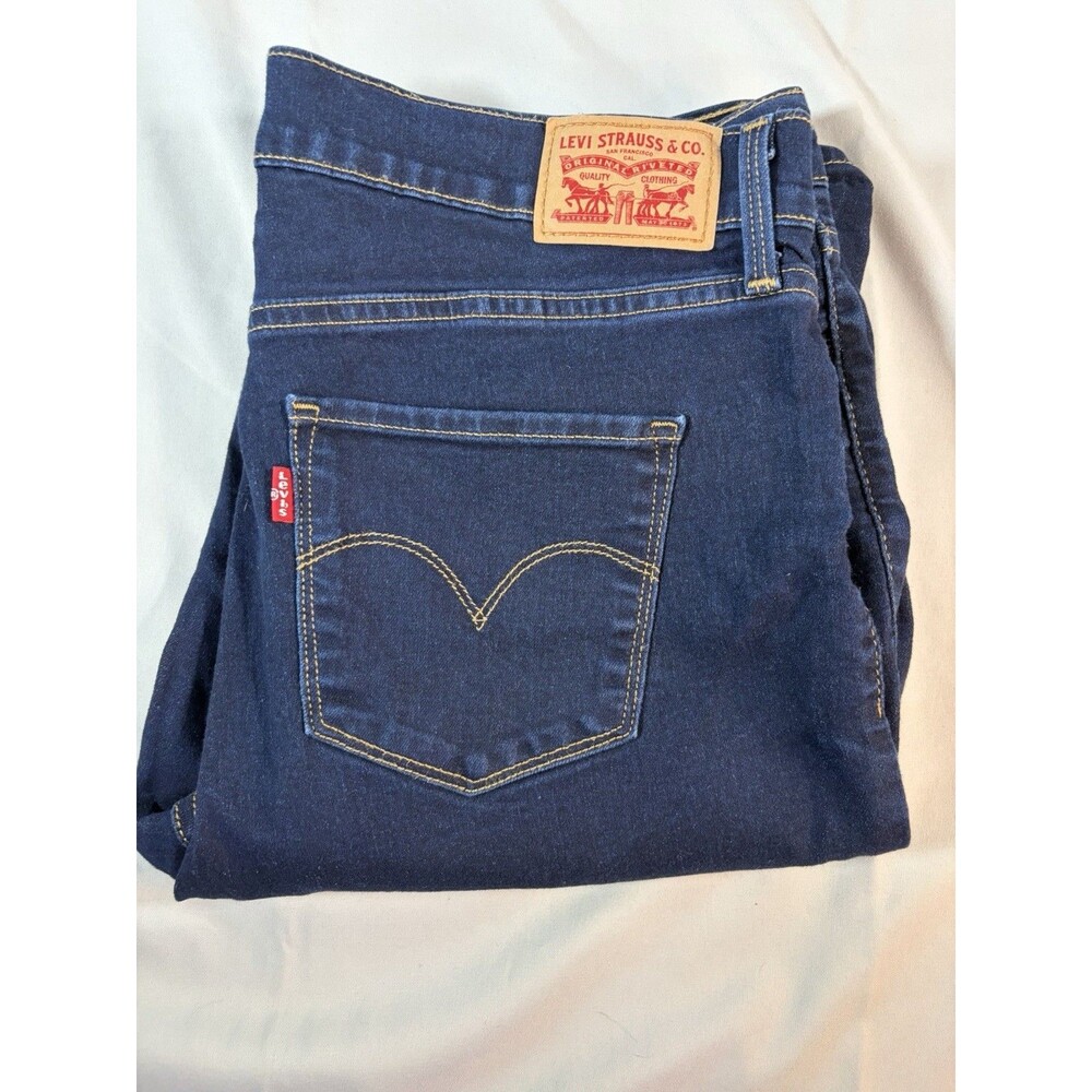 Levis Shorts Womens 31 Blue Stretch Denim Bermuda Jean Shorts